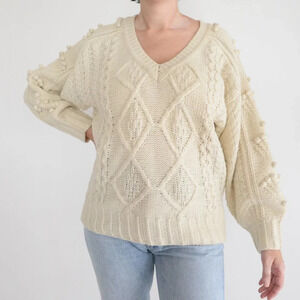 Molly Bracken Cream  Knit V-Neck Sweater Size TU